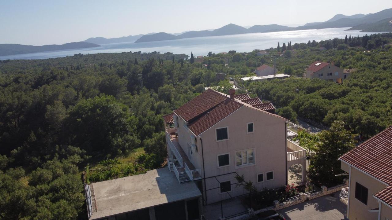 Apartments Kola Banići Exteriör bild